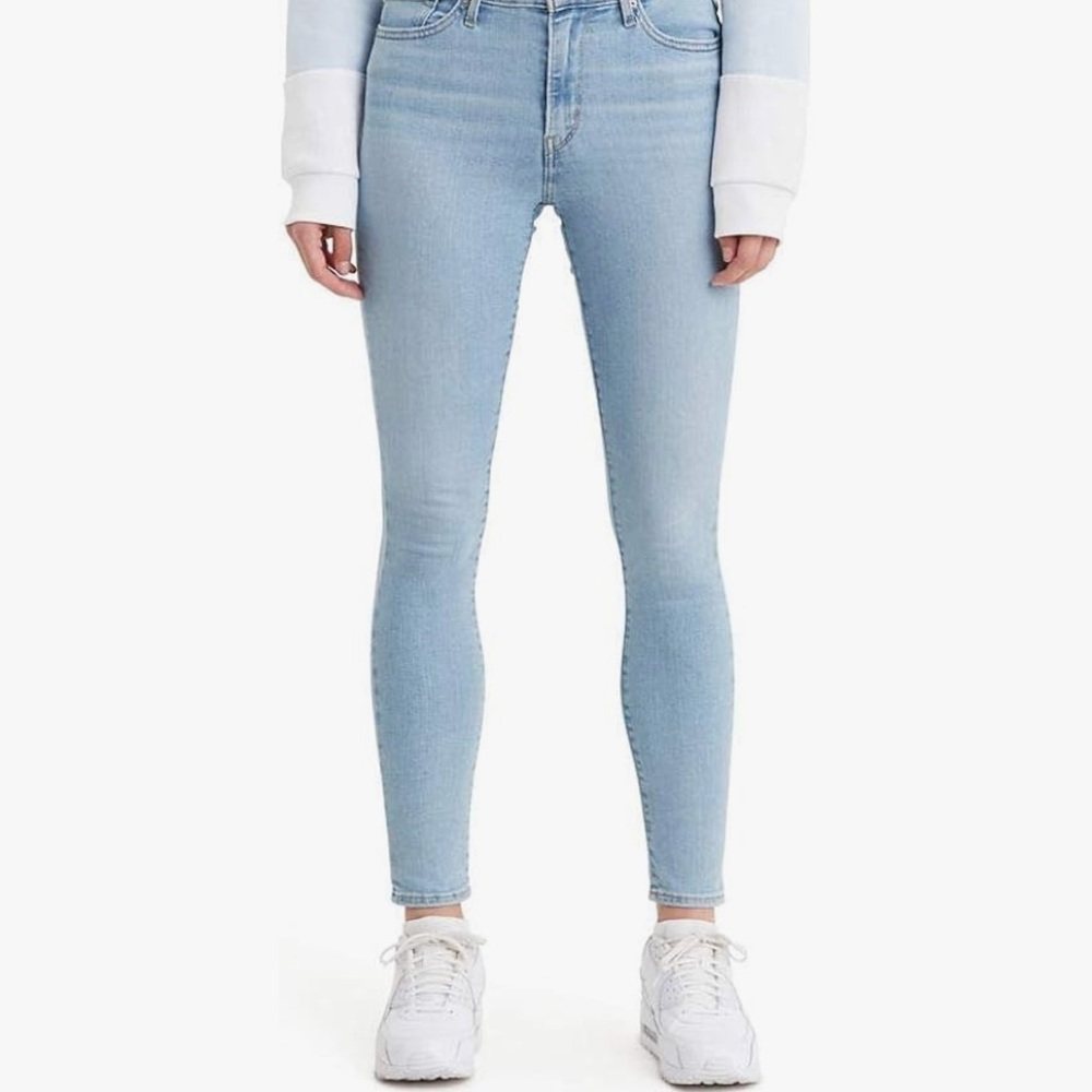 Levi’s 721 High Rise Skinny Jeans